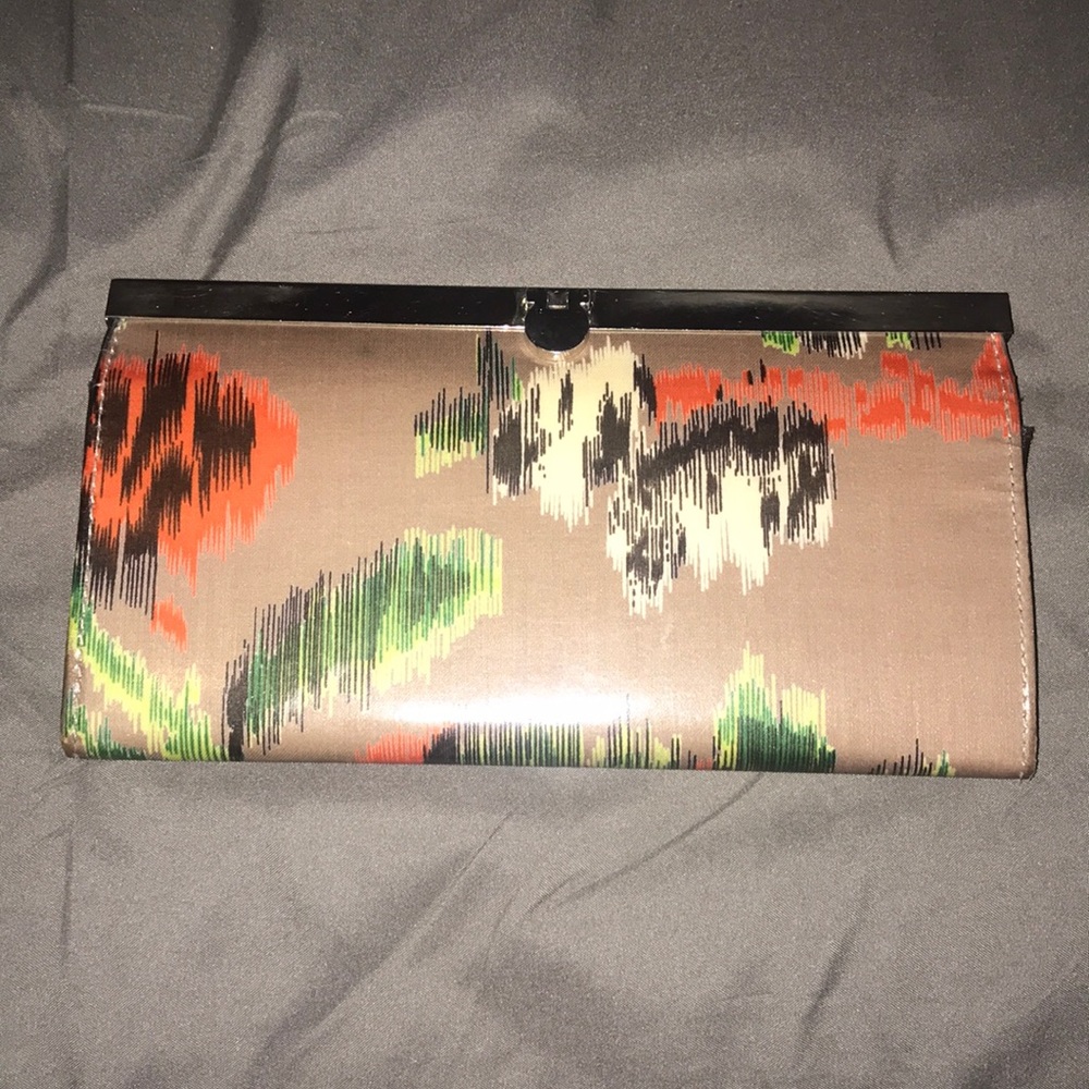 *Pre Loved* Clutch Like Wallet